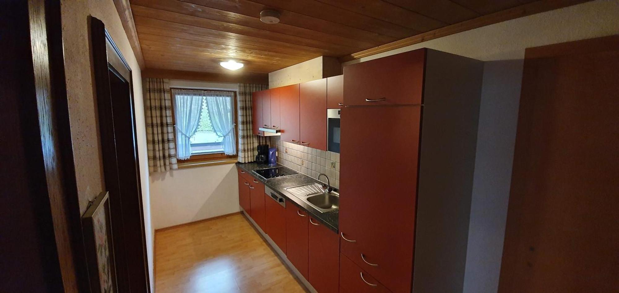 Pension Appartements Via Claudia Lermoos Chambre photo